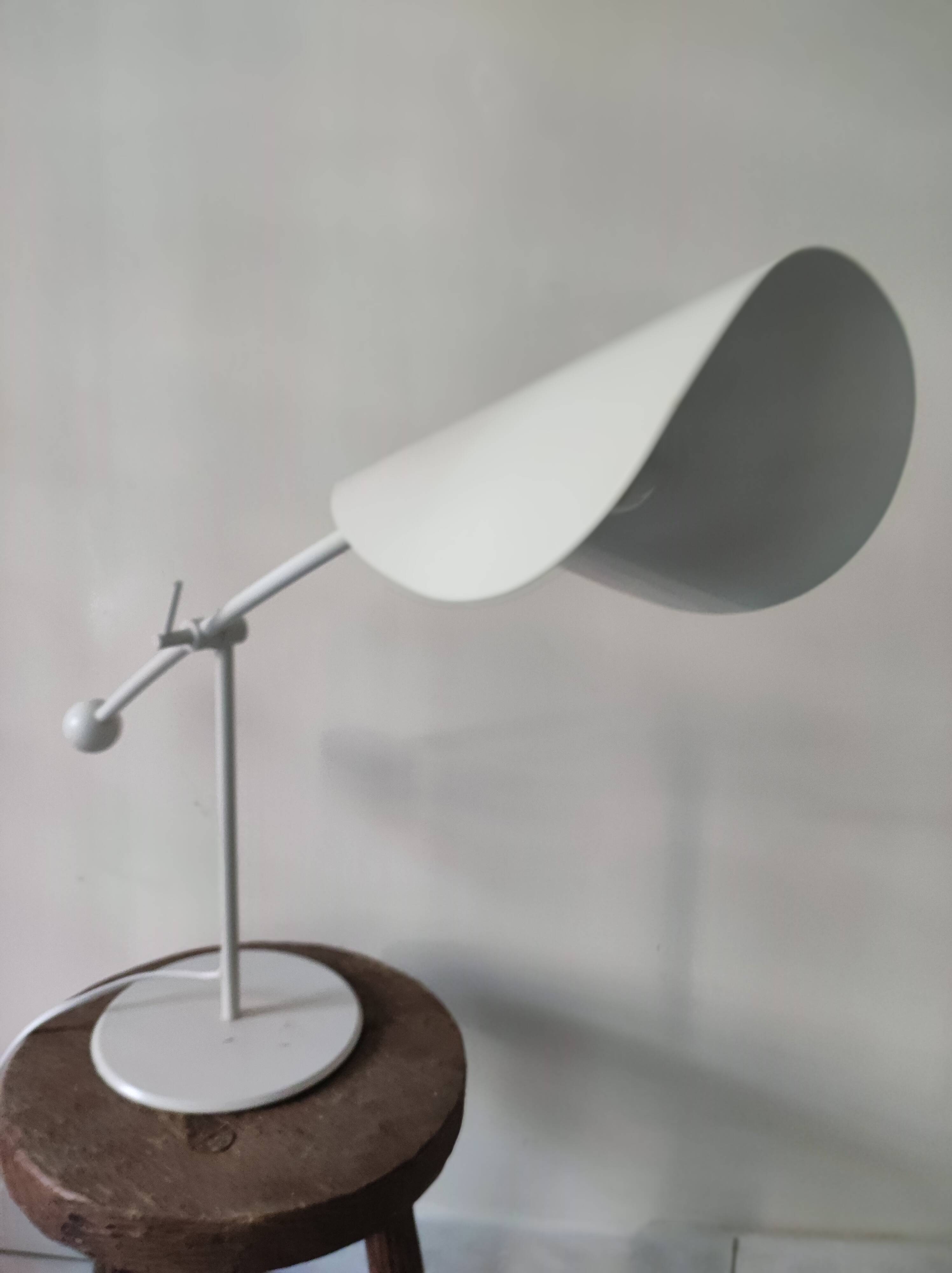 Lamp Tightrope Walker to table AM PM