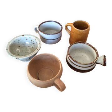 5 tasses en grès