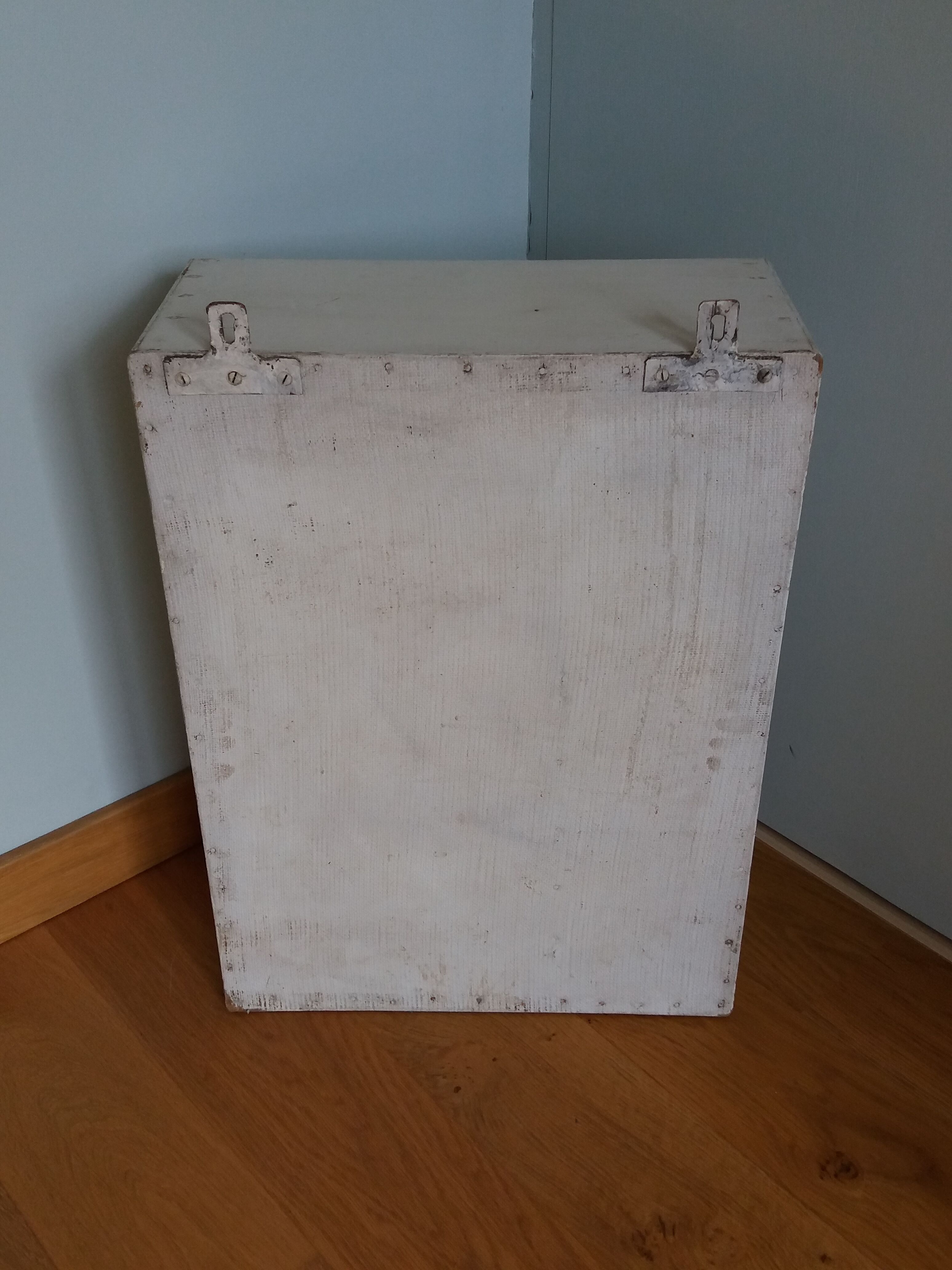 Armoire à pharmacie ou de toilette avec miroir