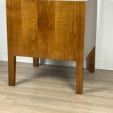 Elegant square-shaped armchair made of natural cherry wood