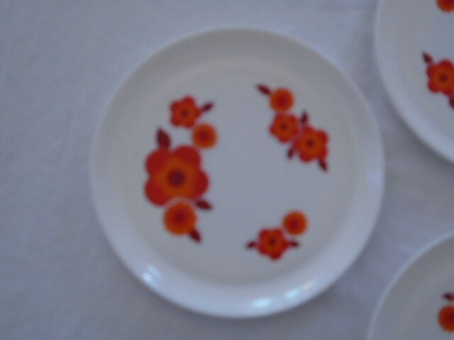 3 flat plates Lotus arcopal france orange diameter 22.5 cm