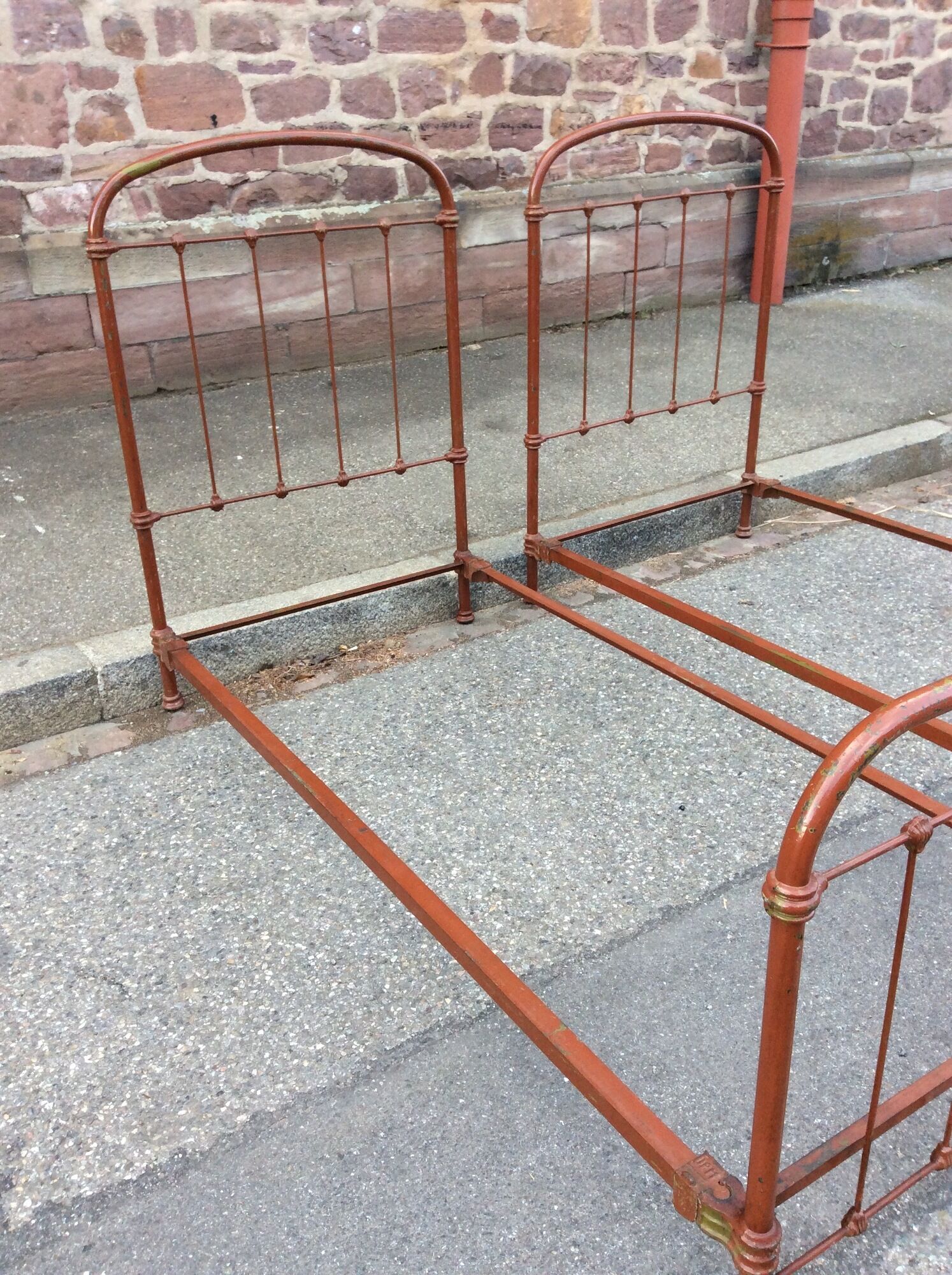 Pair of vintage in wrought iron bed heads 1920