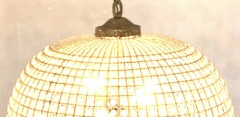 Spherical crystal pendant light