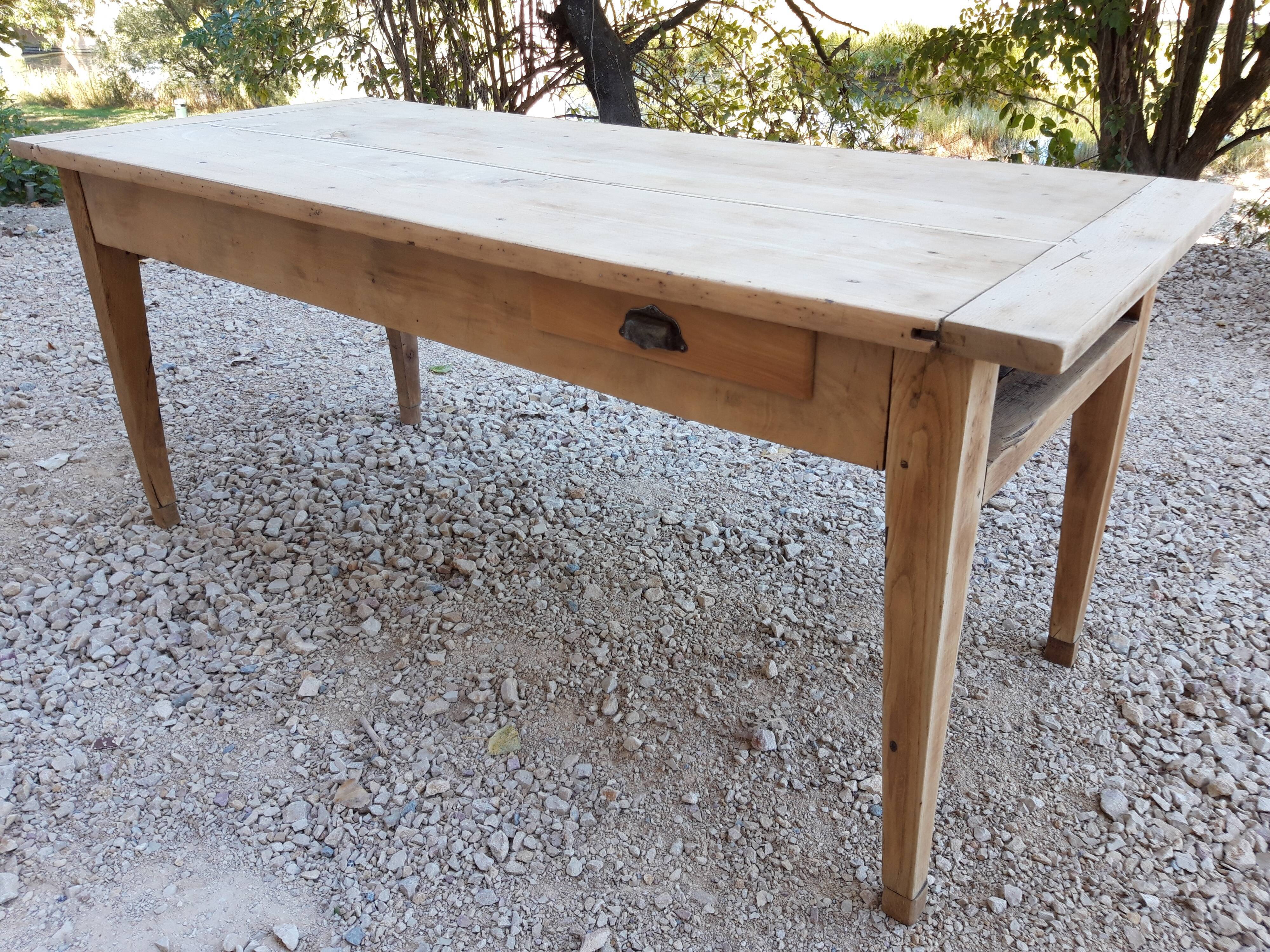 Firm table bressane brut XIXth