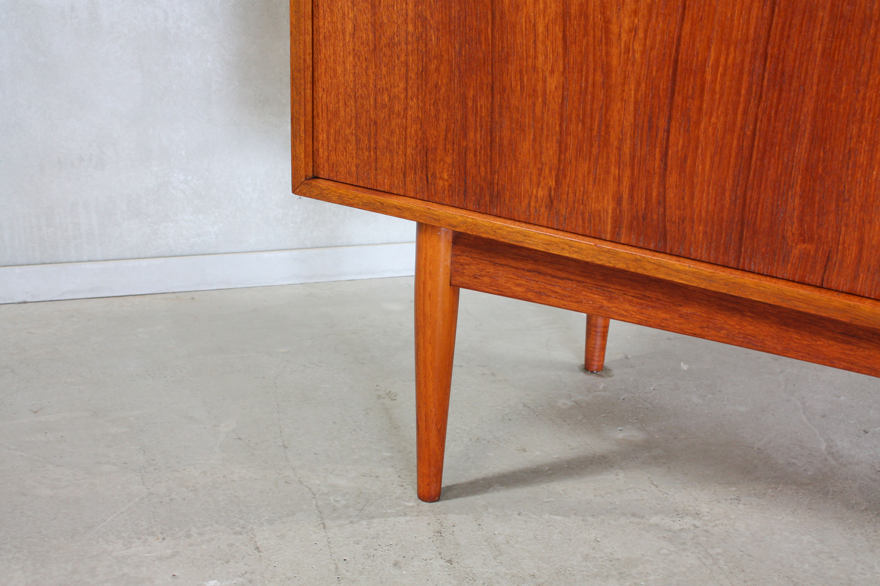 Enfilade vintage en teck, années 1960