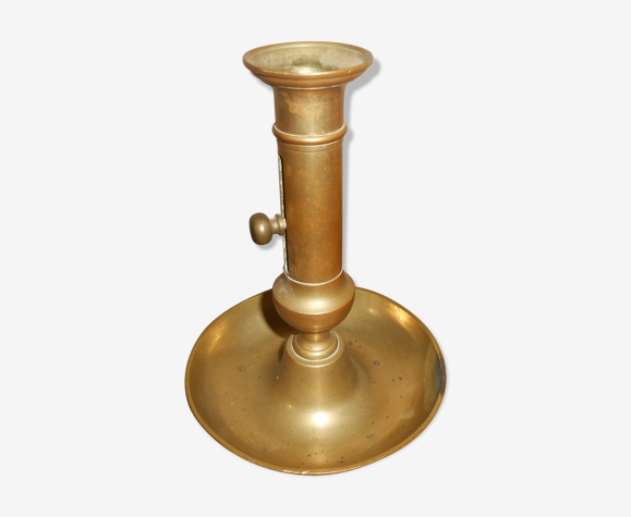 Bougeoir à poussoir