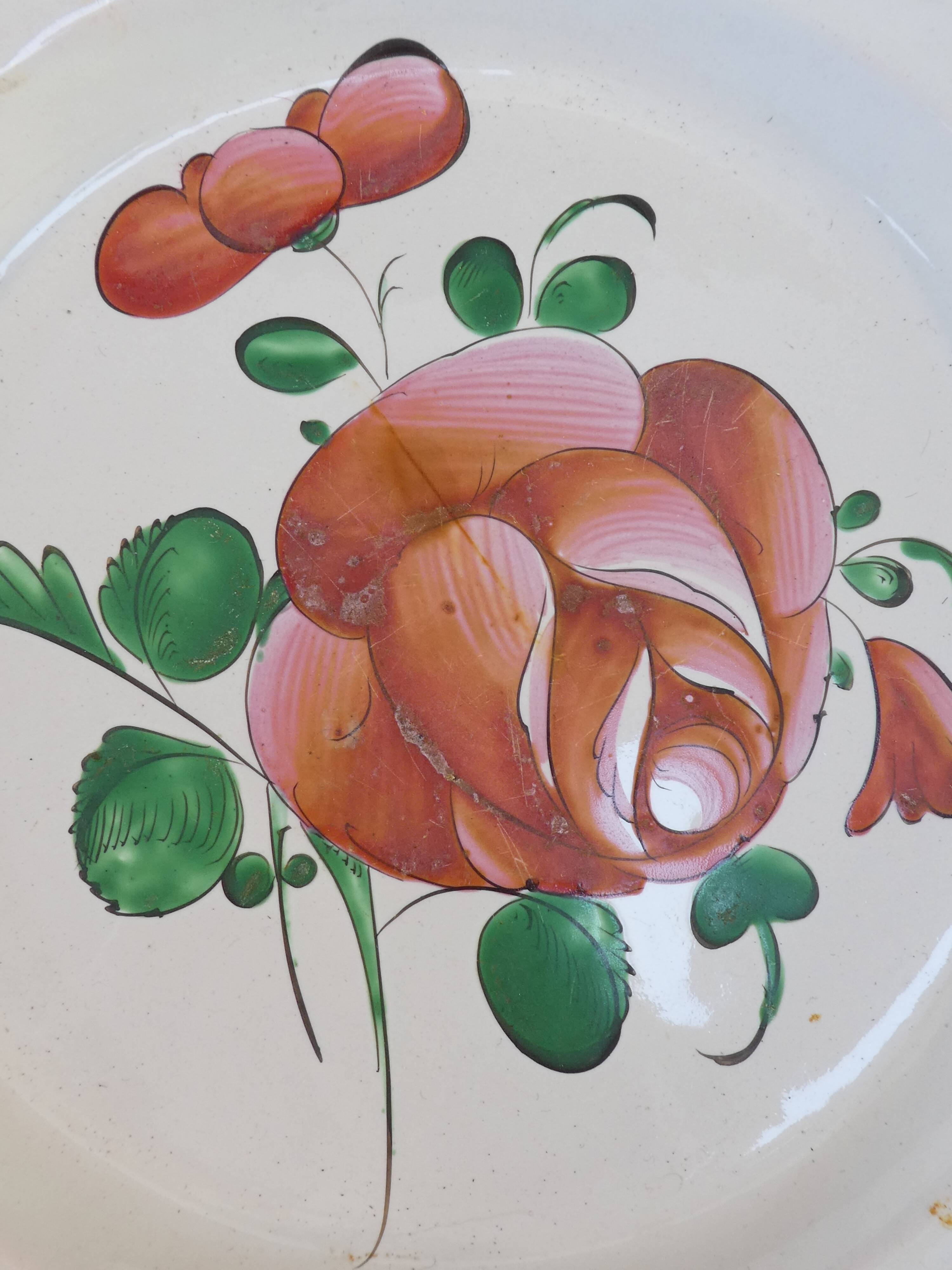 Plate in Faience de l'est pink red 19th LUNEVILLE ISLETTES ST CLEMENT nº2