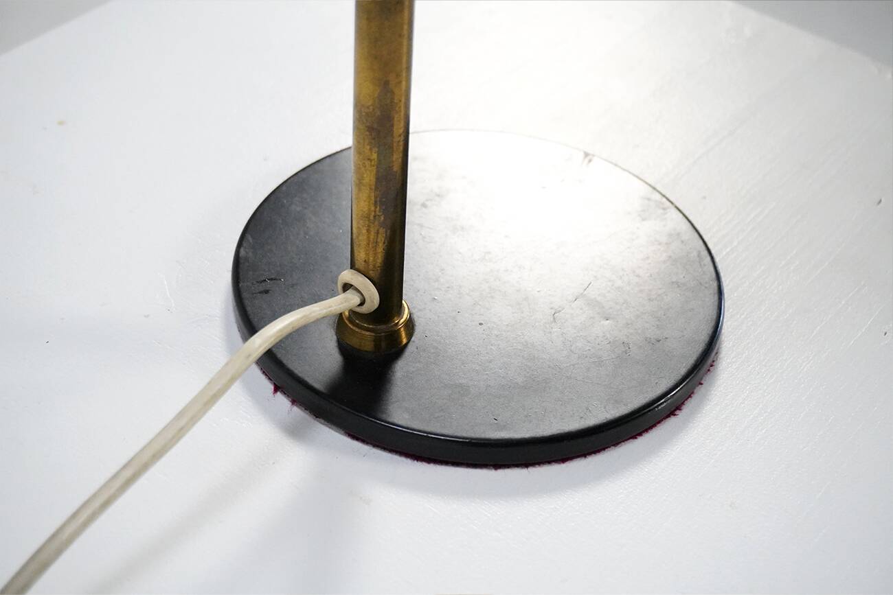 Model 9227 table lamp by Paavo Tynell for Idman, 1950s
