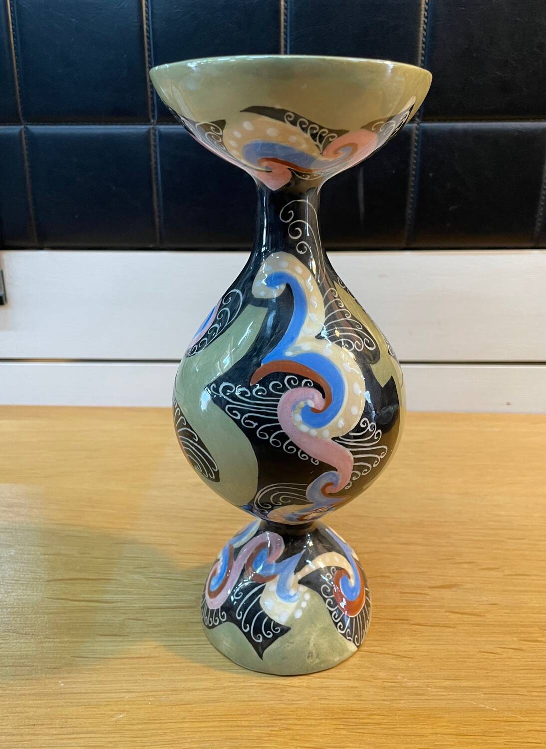 Gabrielle Mackiewicz spool vase