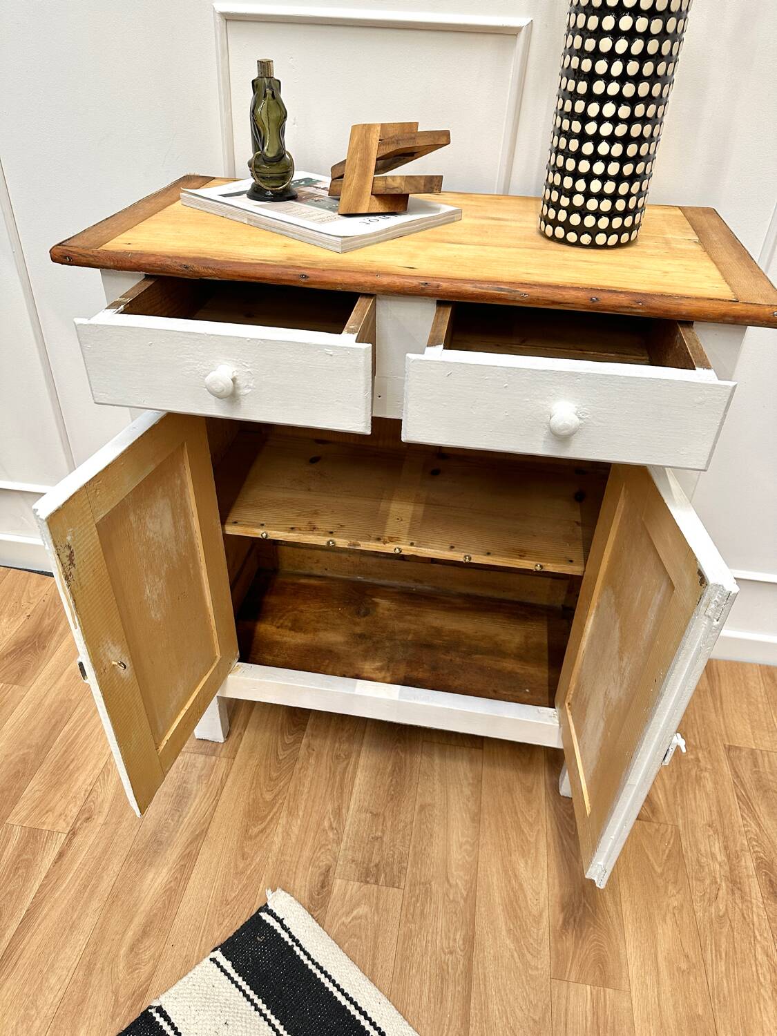 White Parisian sideboard