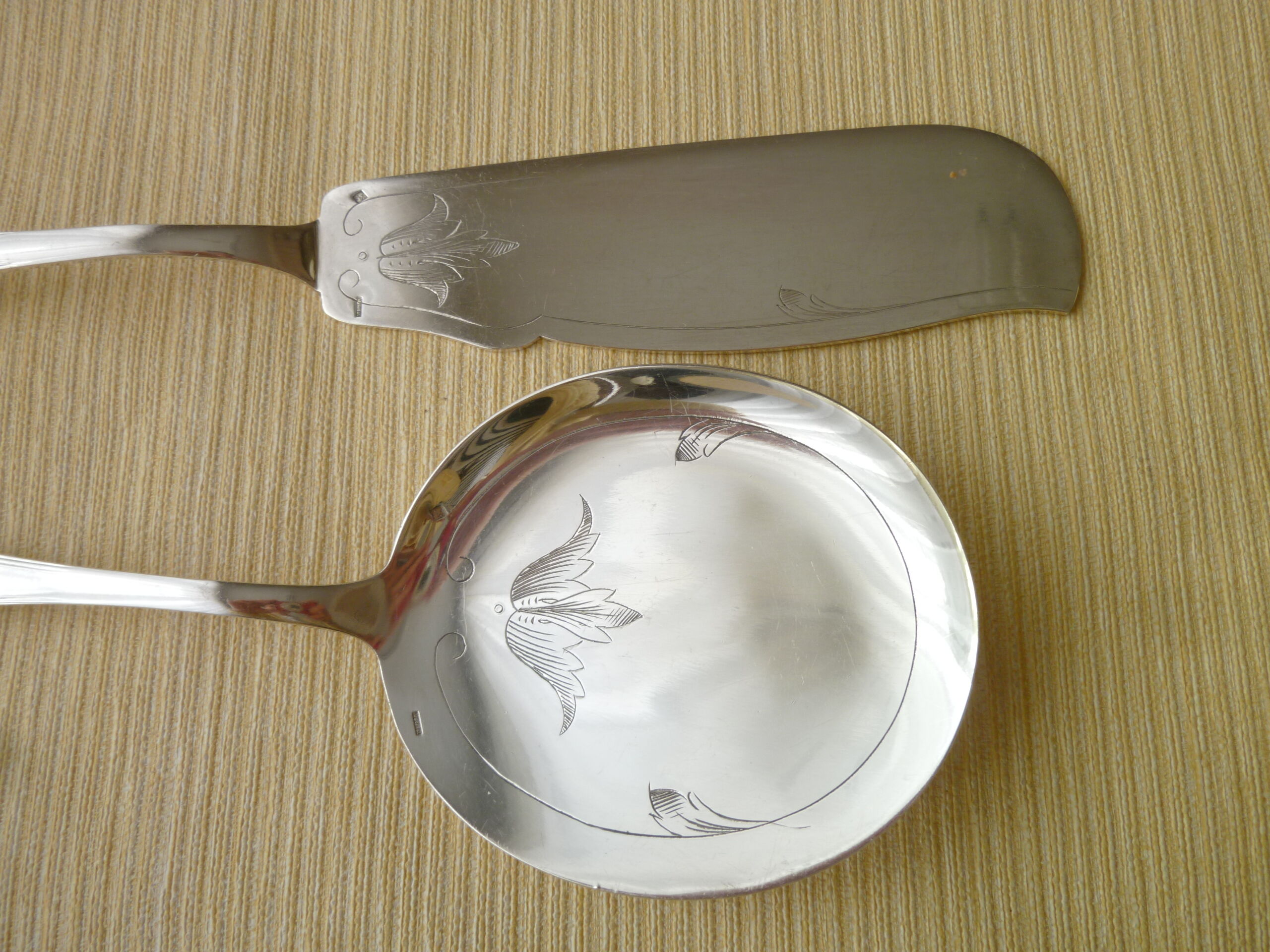 Silver Metal Ice Service Cutlery Argental
