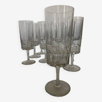 Set of 9 champagne flutes with flat sides in crystal sounding 1960