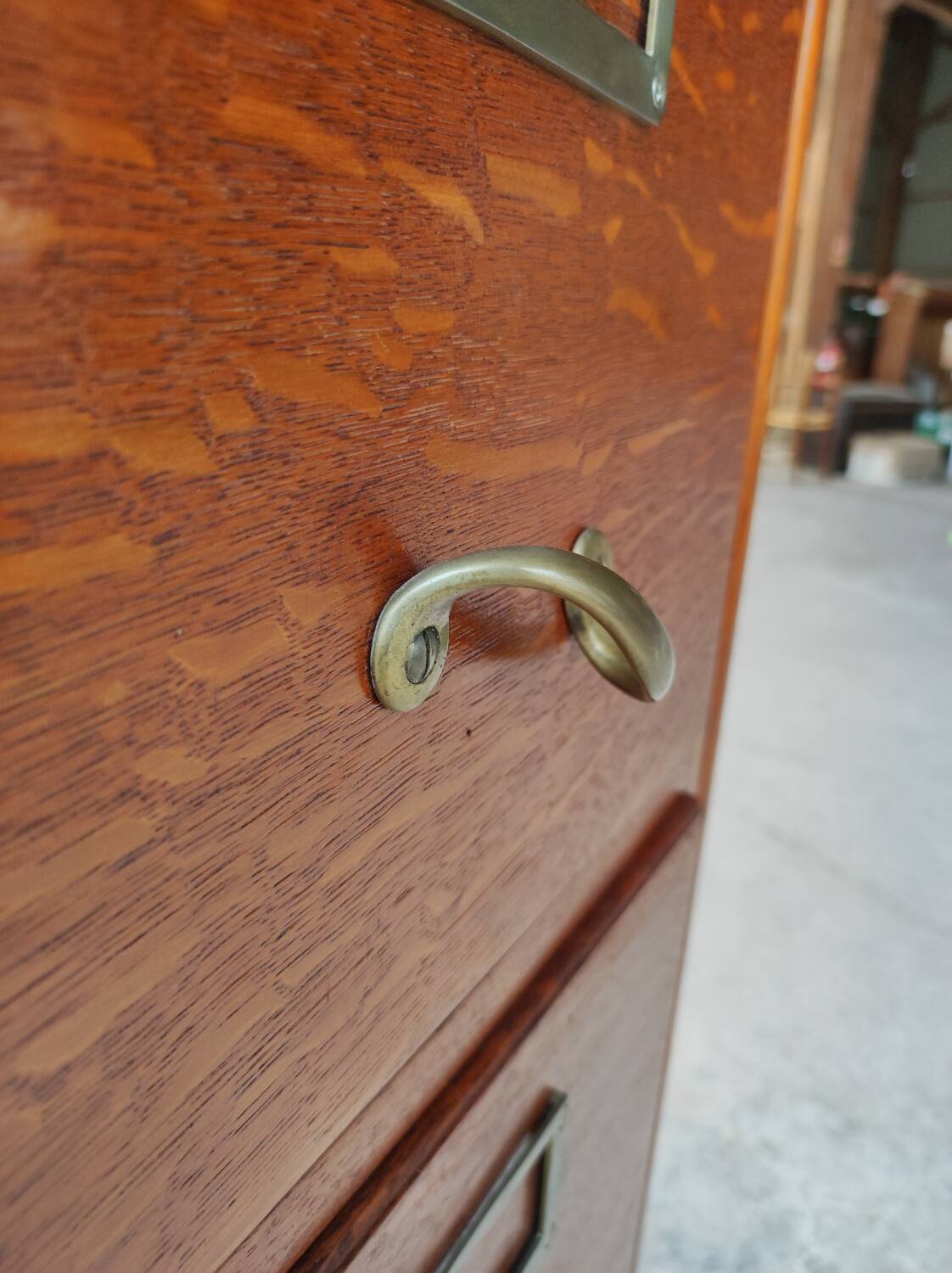 Oak filing cabinet with 4 drawers, year 40-50