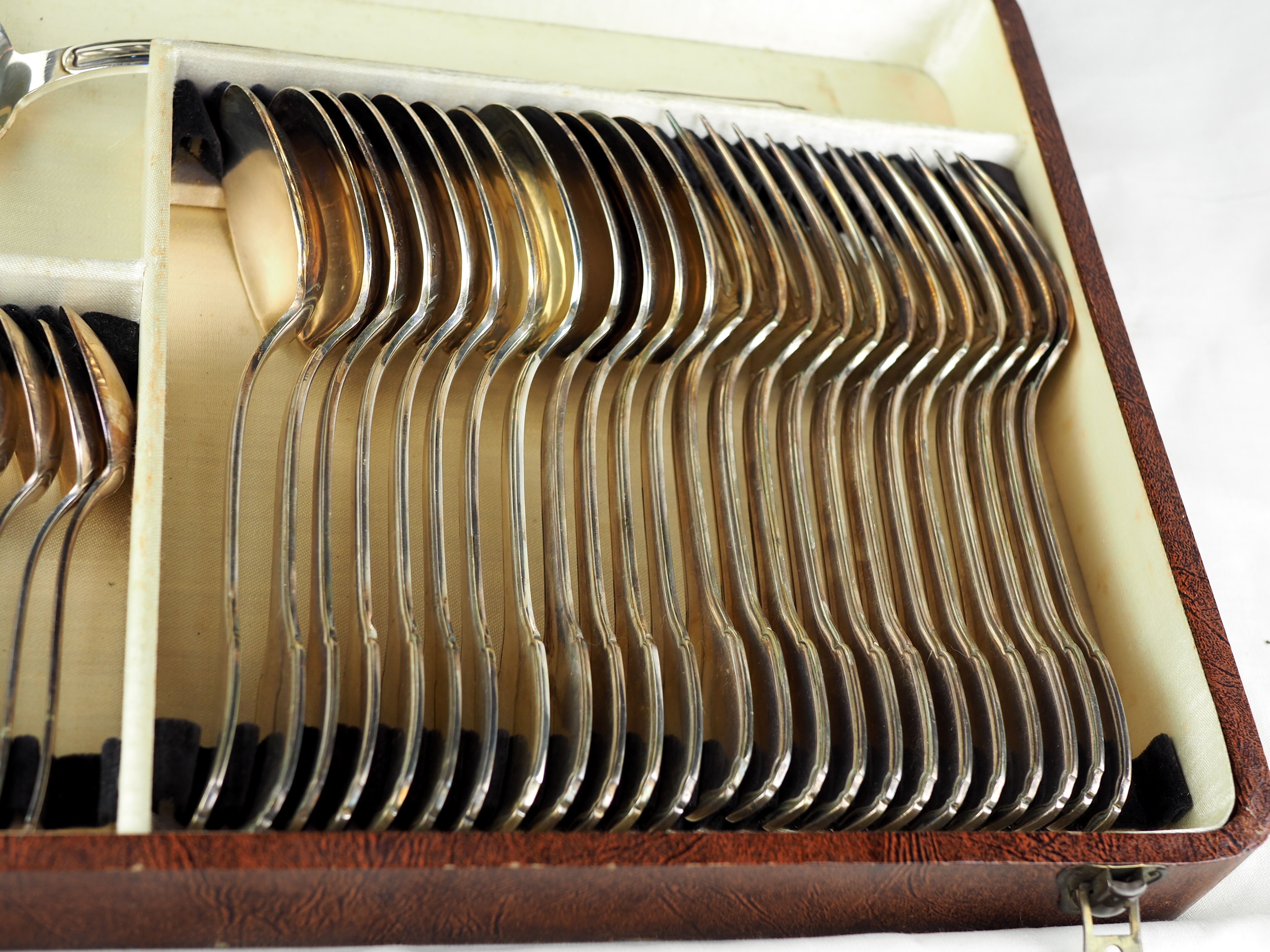 Menagère metal silver Orbrille 49 pieces - Joseph Buisson - XXth