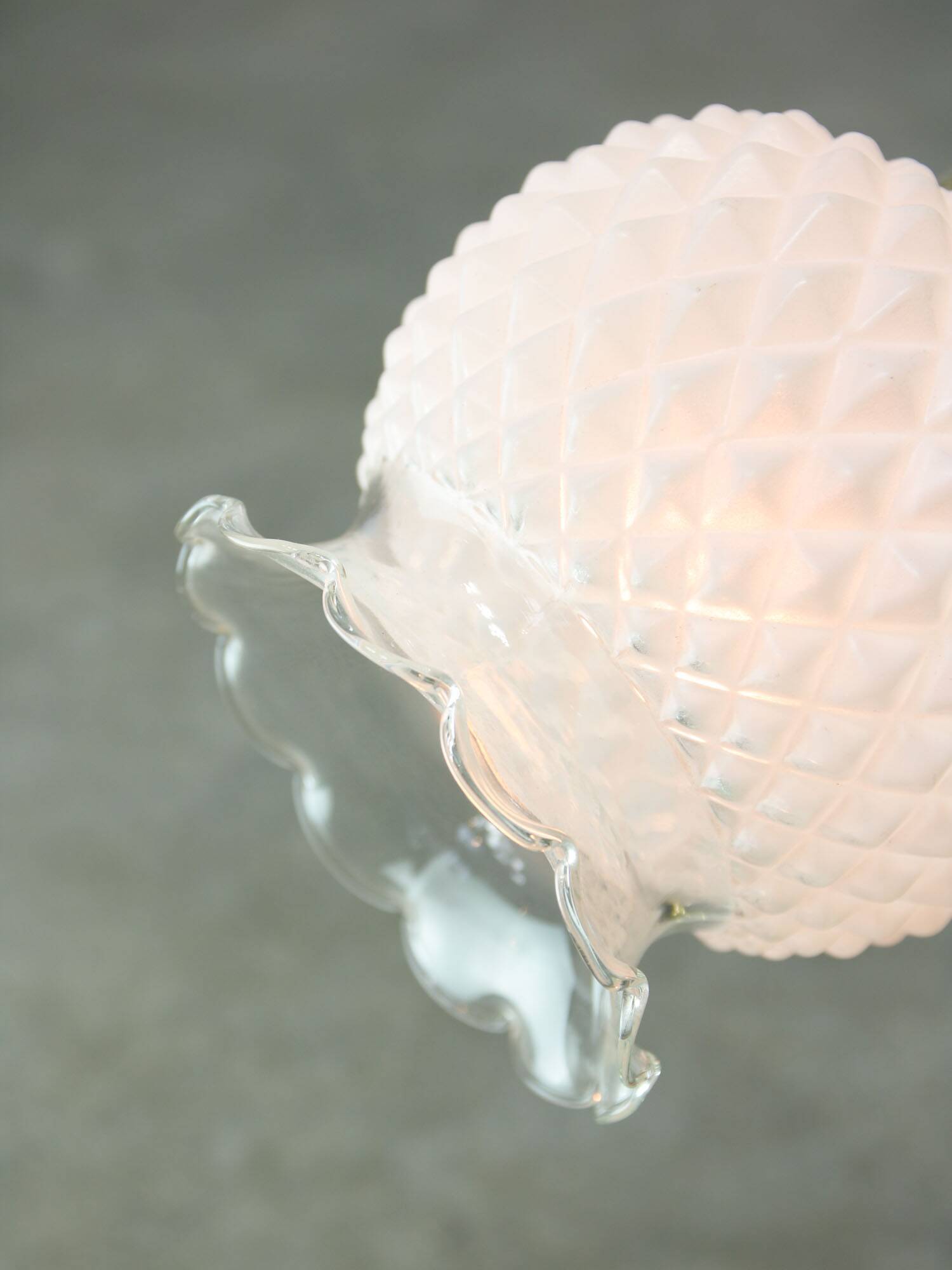 Mid Century Italian Table Lamp in Brass and Etched Glass