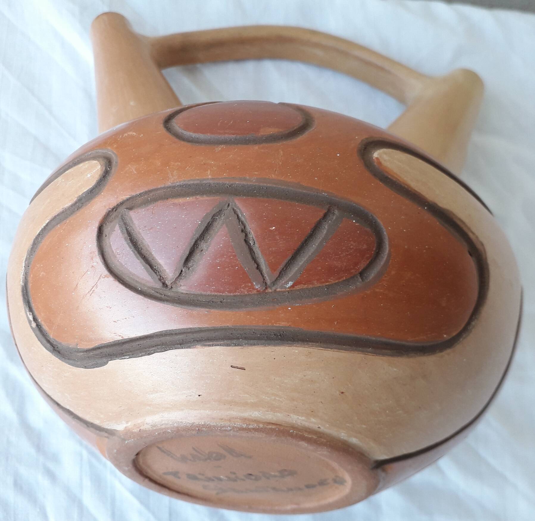 Terracotta pottery vase Trinidad Santander