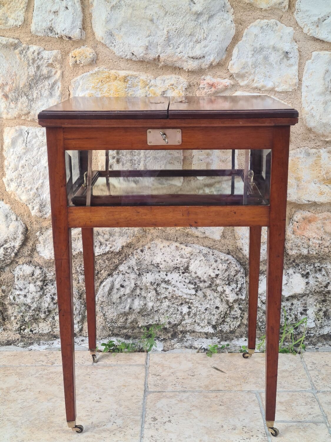 Mahogany tea table
