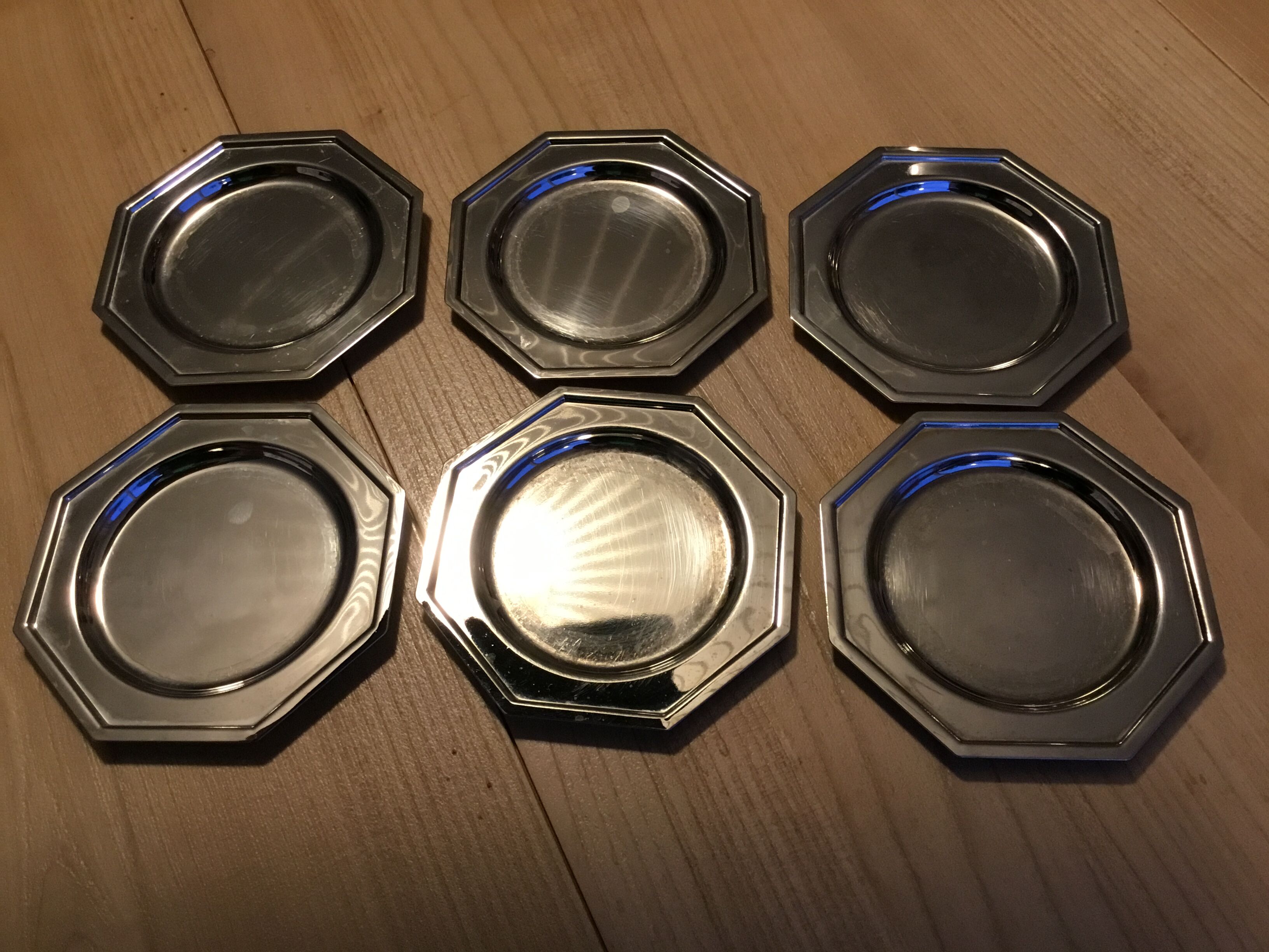 Bottle or glass coasters