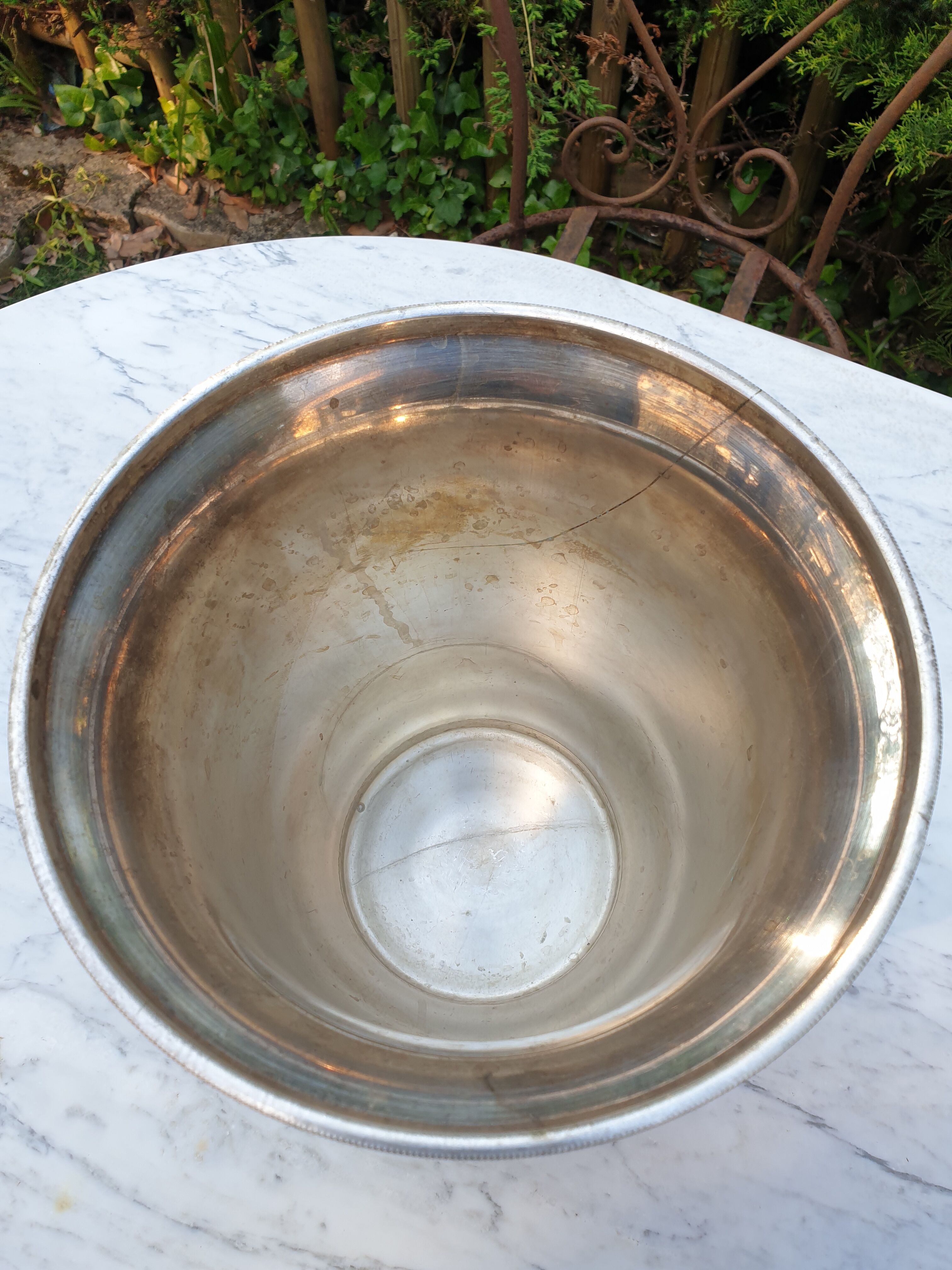 Champagne bucket decoration lion's head in silver metal