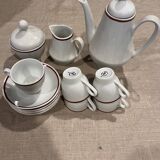 Service a thé en porcelaine