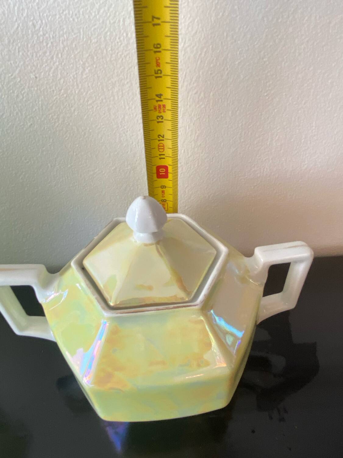 Vintage art deco sugar bowl in iridescent yellow
