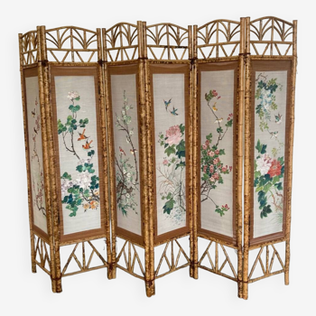 Old Japanese style bamboo screen