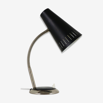 Lampe de bureau en métal noir avec abat-jour perforé, années 1960