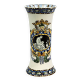 Cornet vase in fine earthenware from Gien, Renaissance decoration — late 19th century