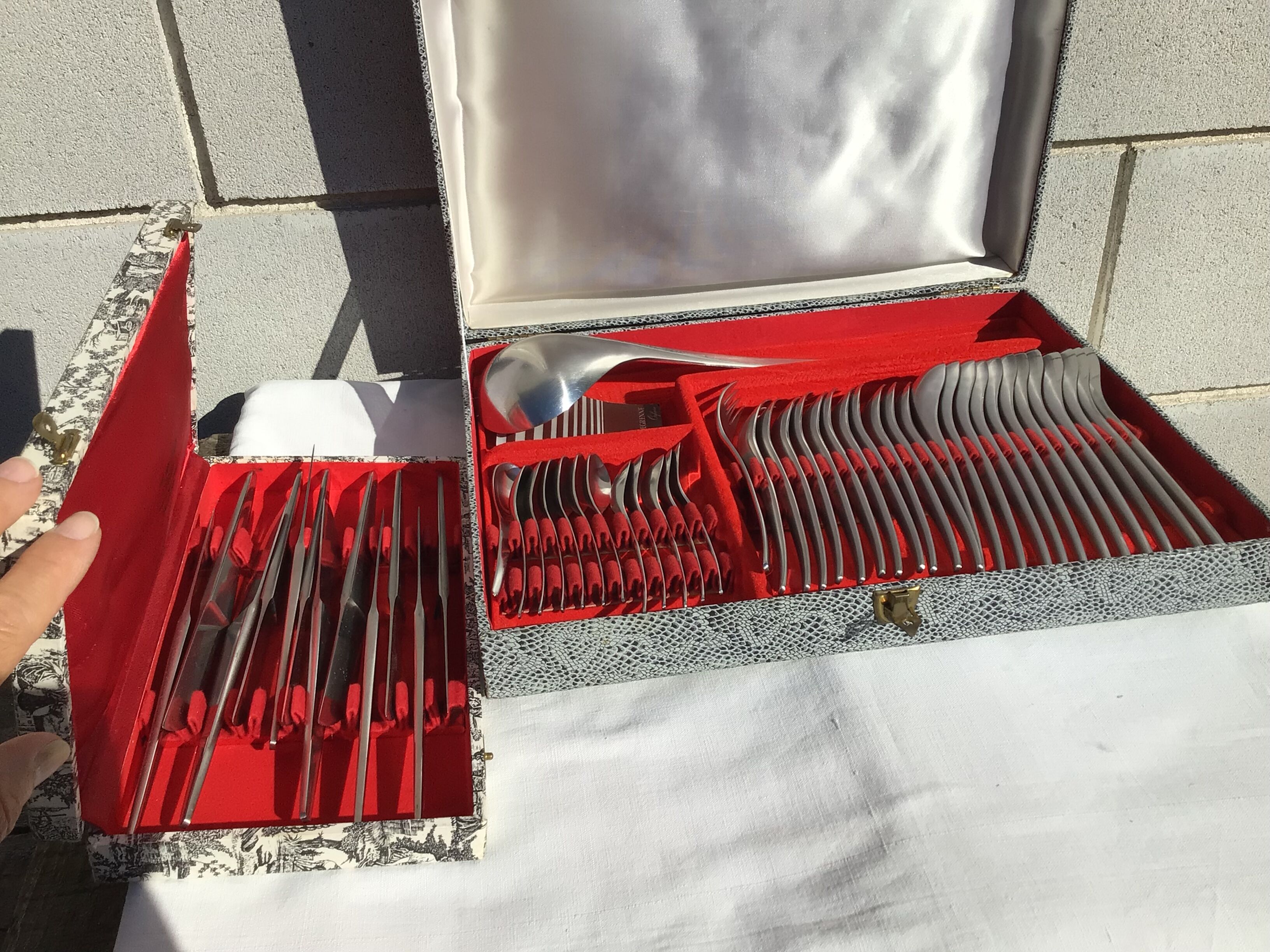 Stainless steel housewife Guy Degrenne 70s completes 49 pieces