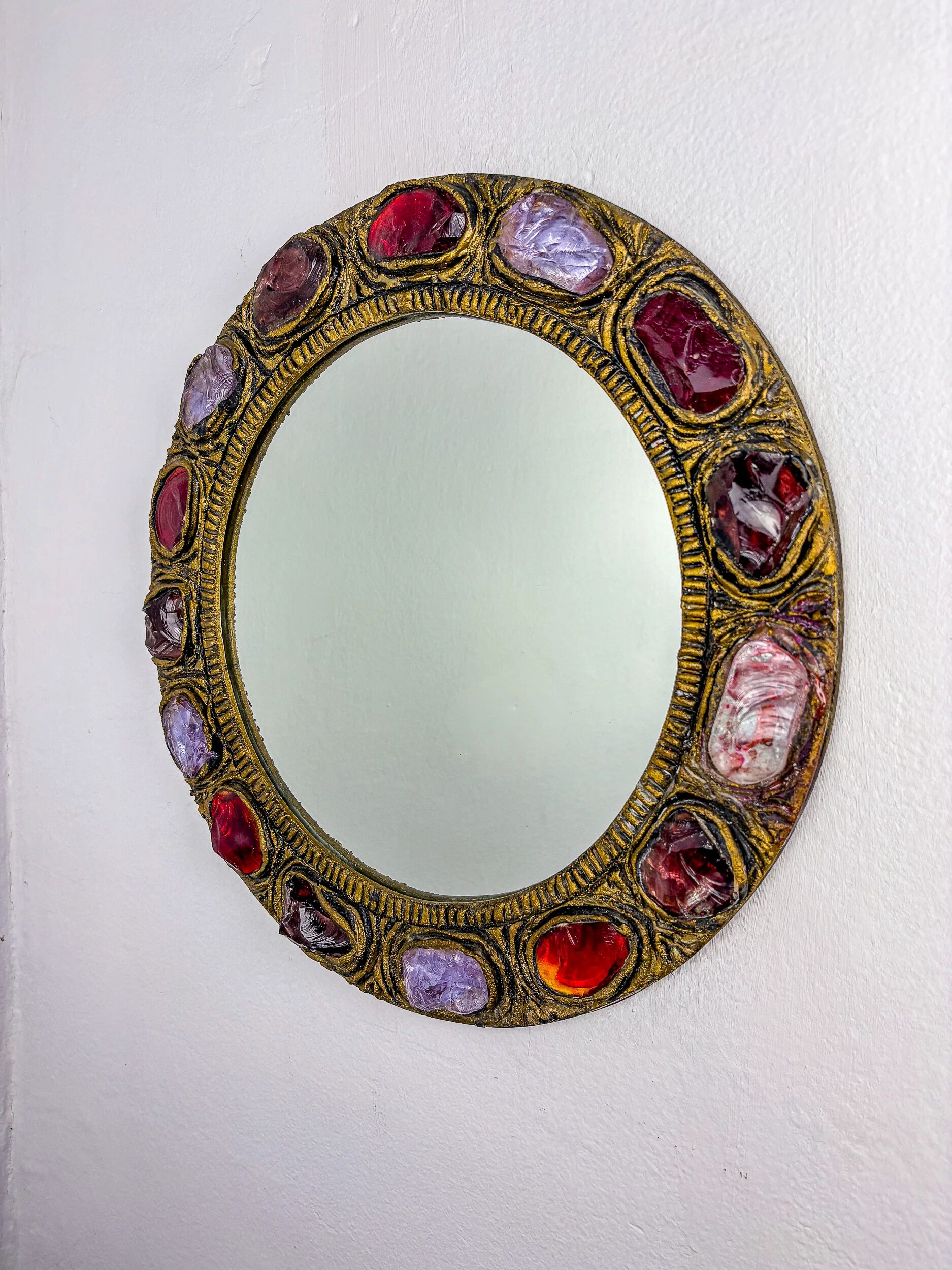 Italian mid-century mirror by Creaciones Gobesso, red & purple Murano rock crystals, 1960s
