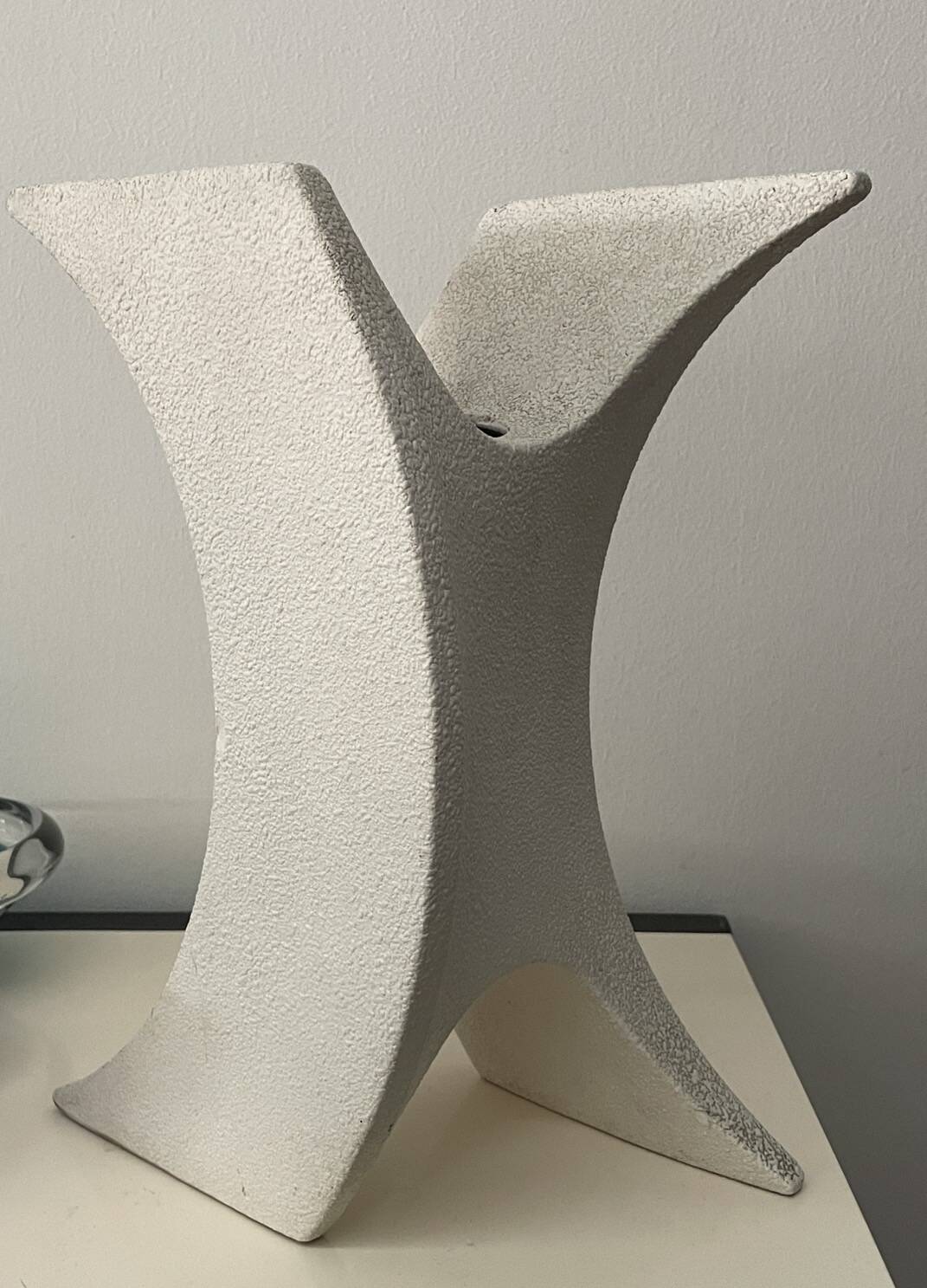 white vase Sculptural Wave -Ceramic - Roberto Rigon - Italy - 1960-70