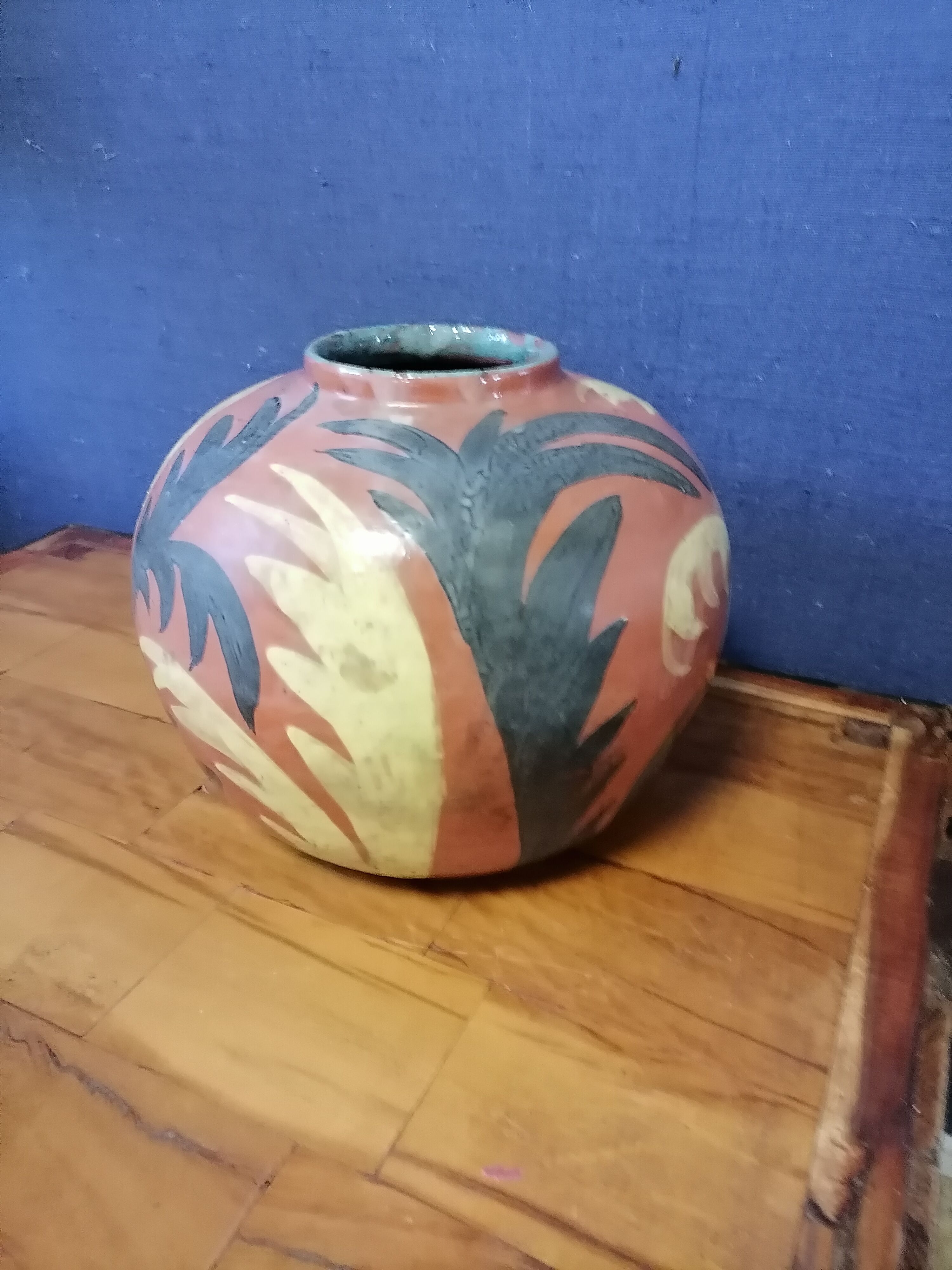 ceramic ball vase
