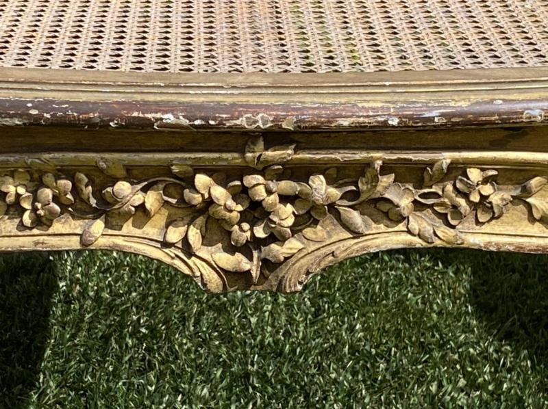 Sofa canage bench - gilded wood Louis XV style