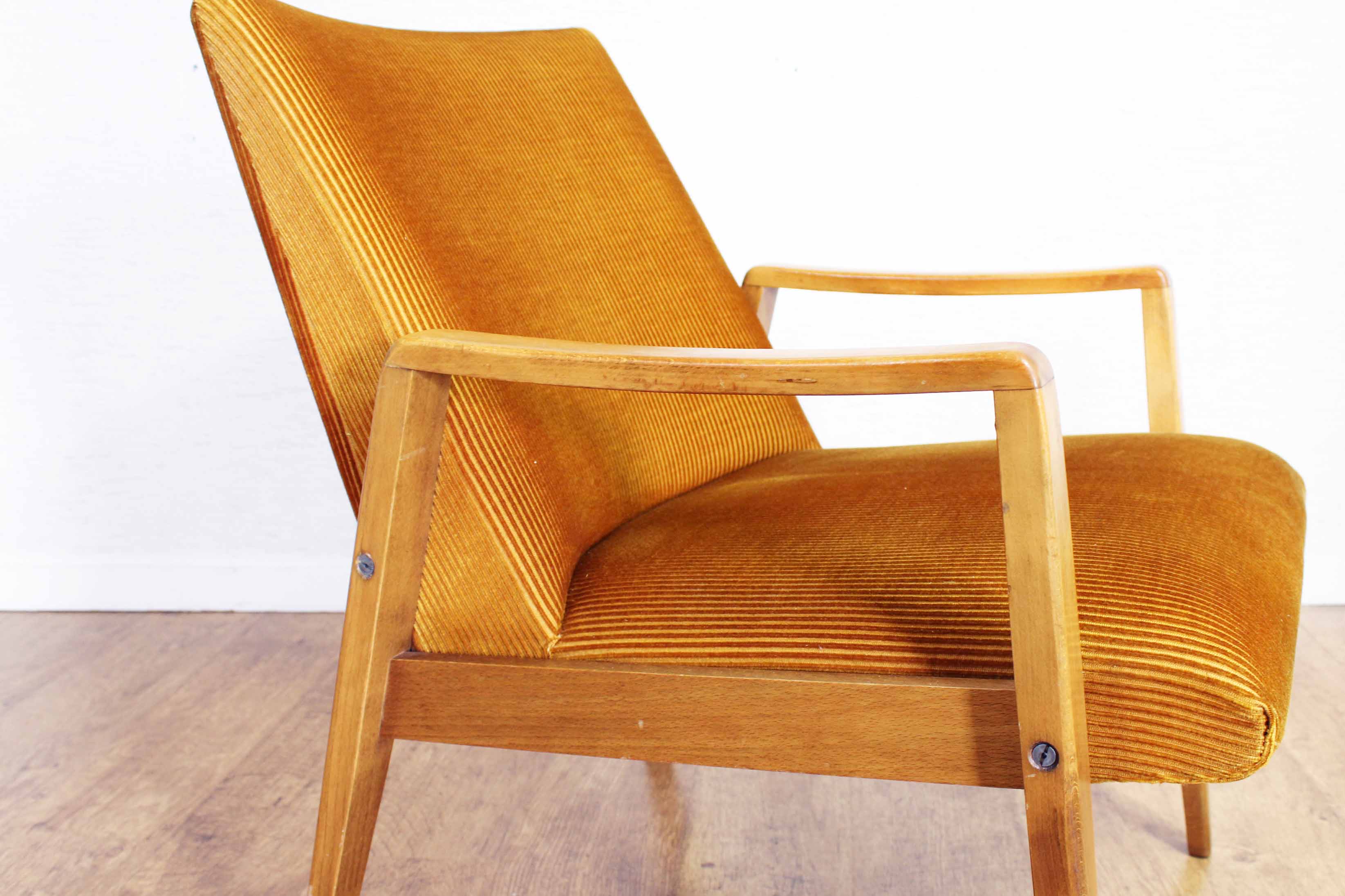 Scandinavian-designed chair in solid beech and mustard velvet