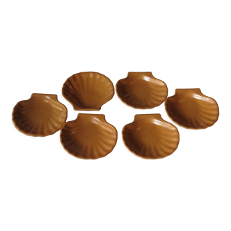 6 dishes with scallops in very good condition from Emile Henry