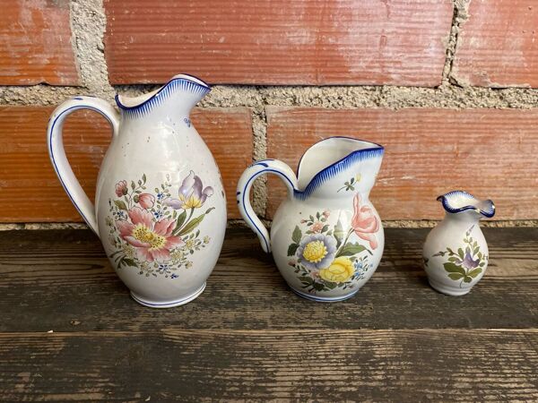 Paire de pichets + vase charolles faïence peinte vintage