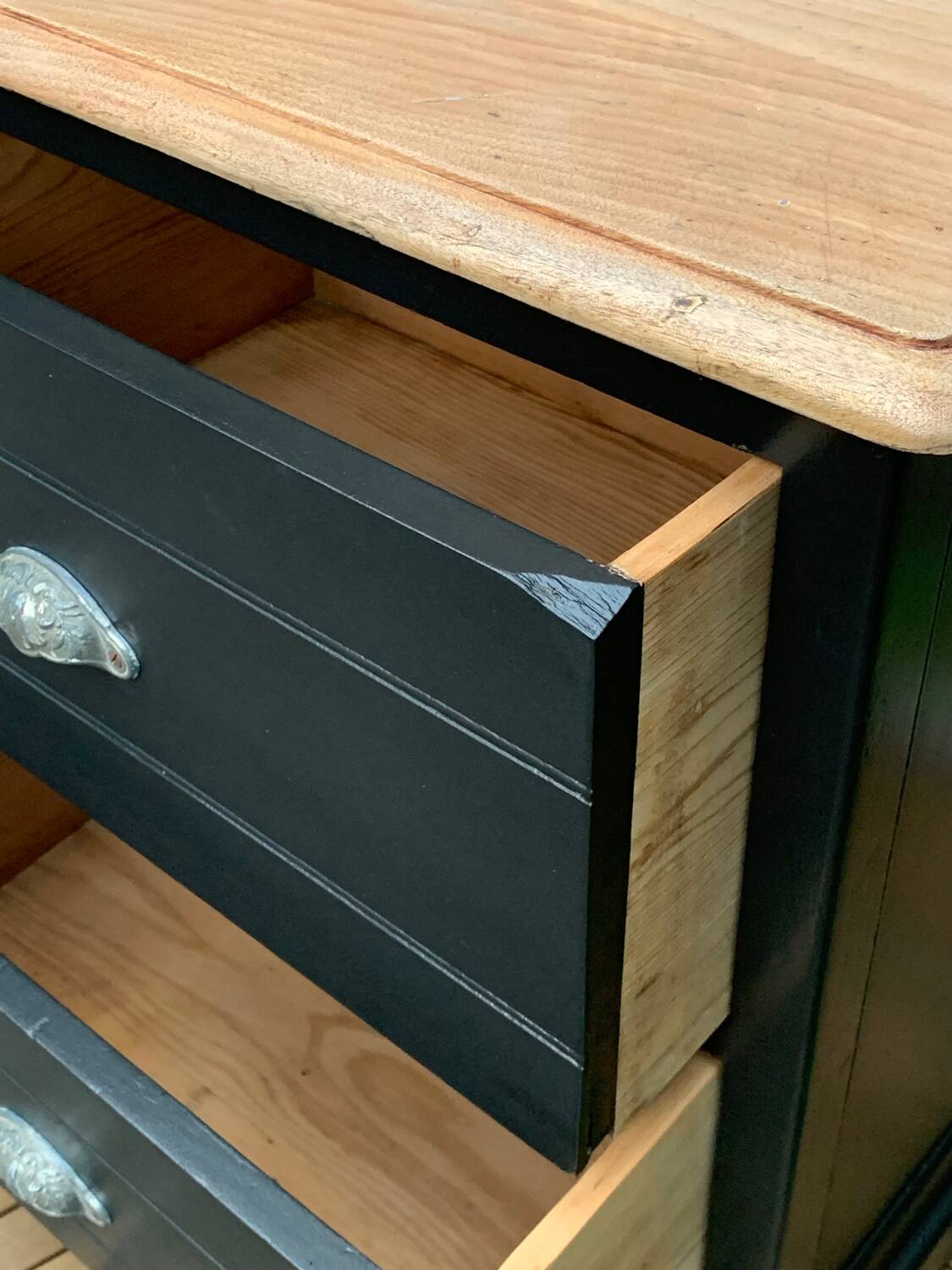 Art Deco chest of drawers 1920