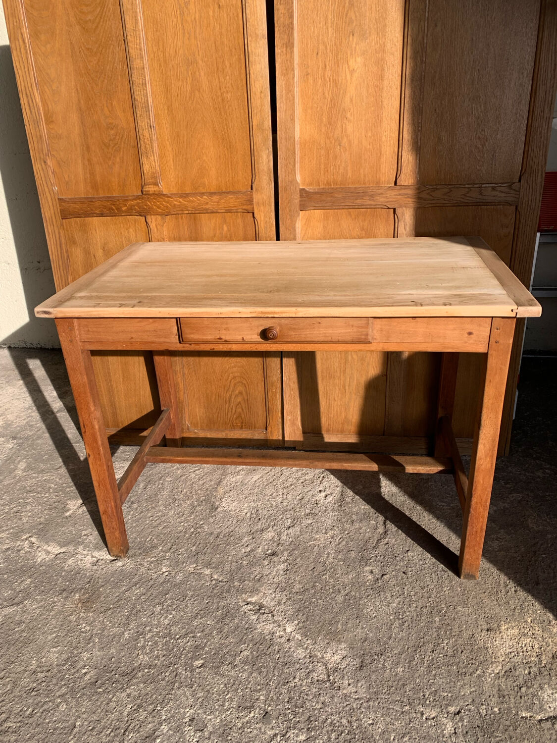 Parisian Bureau Wood nature