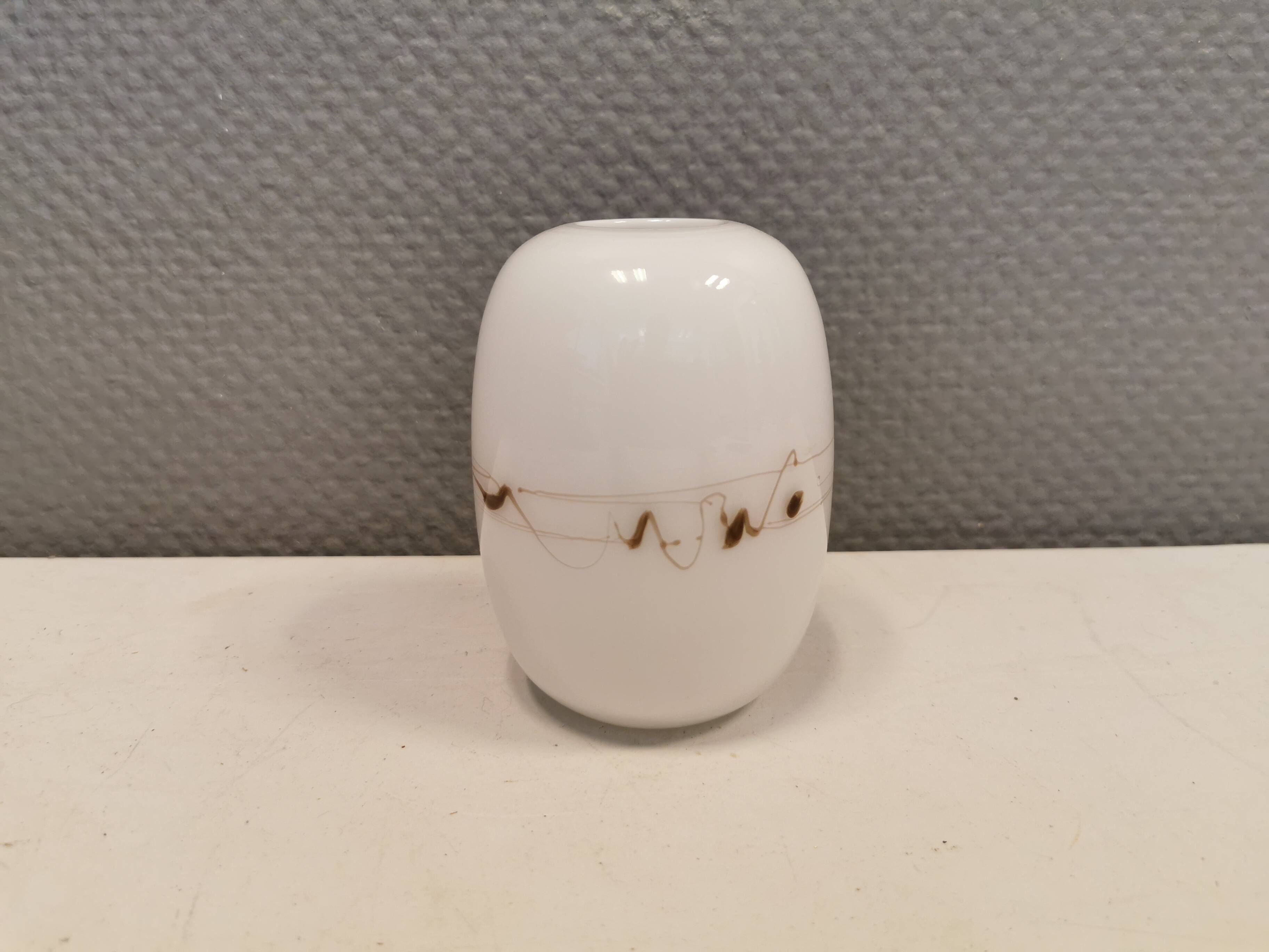 Small beautiful vase, designed by Michael Bang for Holmegaard Denmark in 1983.