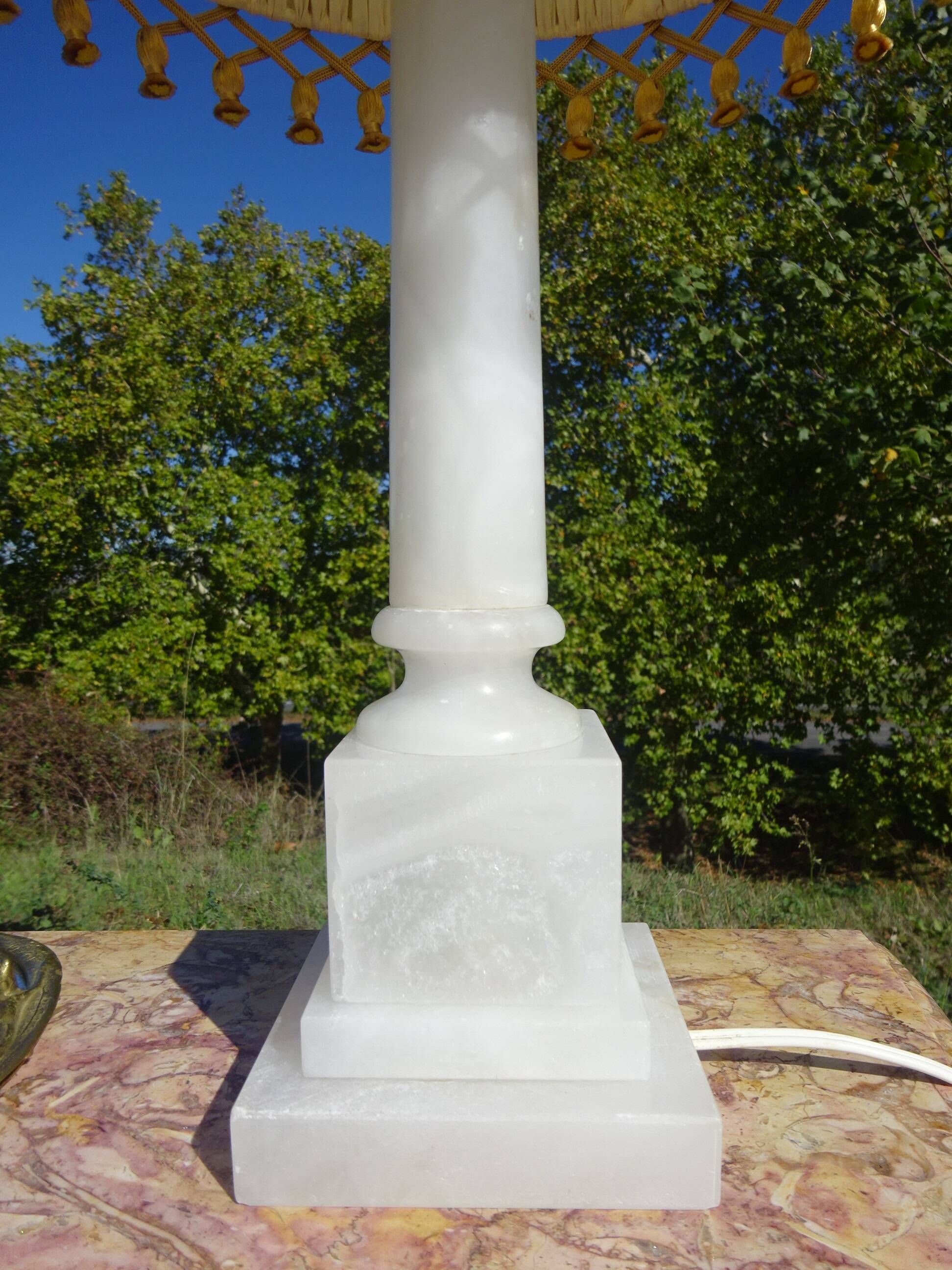 Alabaster lamp