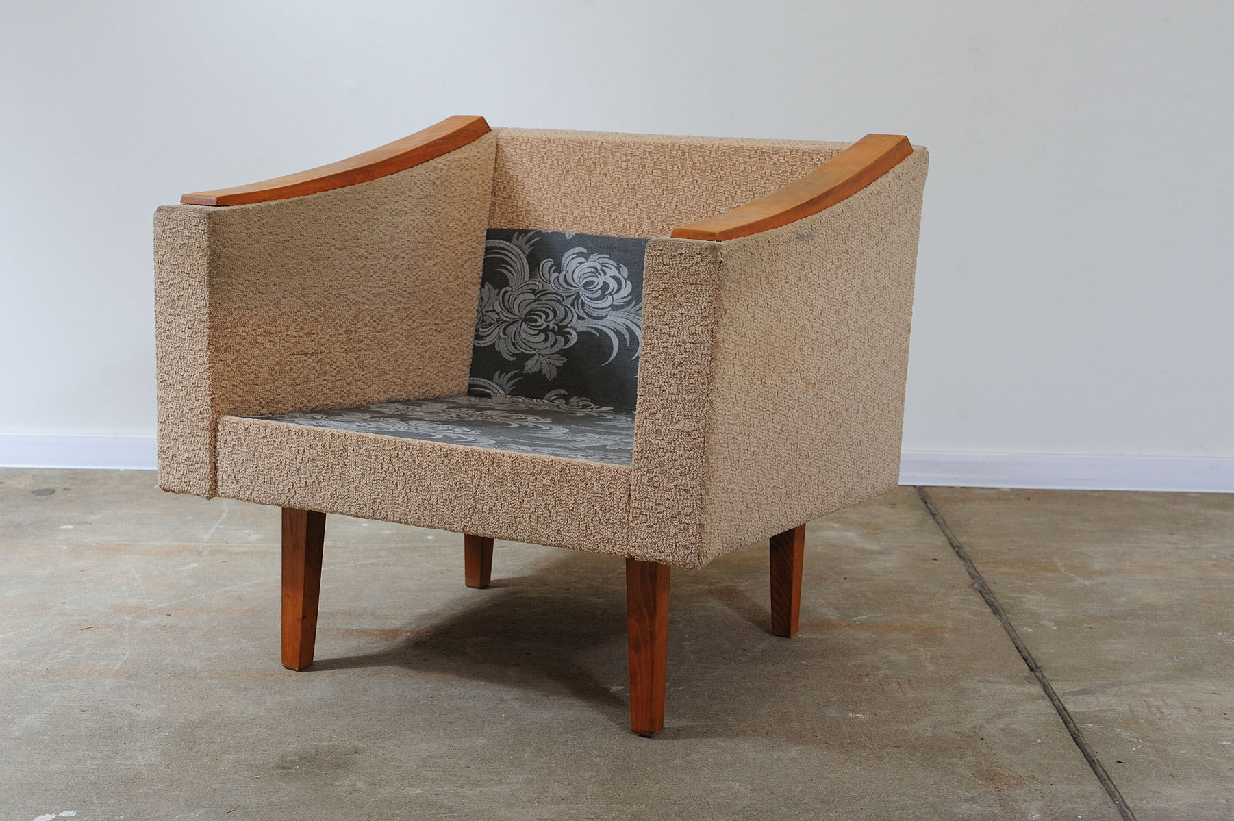 Pair of armchairs 1970s Czechoslovakia