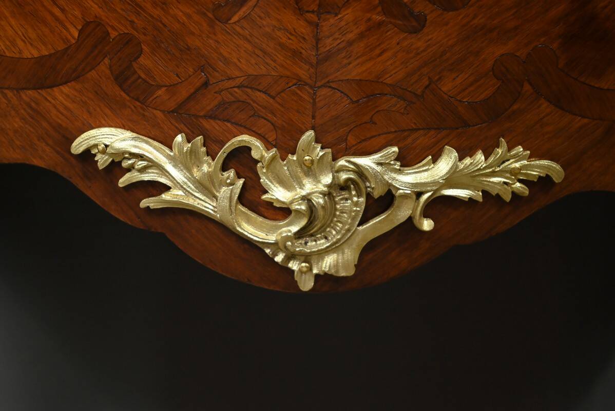 Mahogany chest of drawers, Louis XV style – 1st part of the 20th century