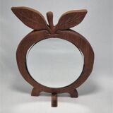 Apple mirror