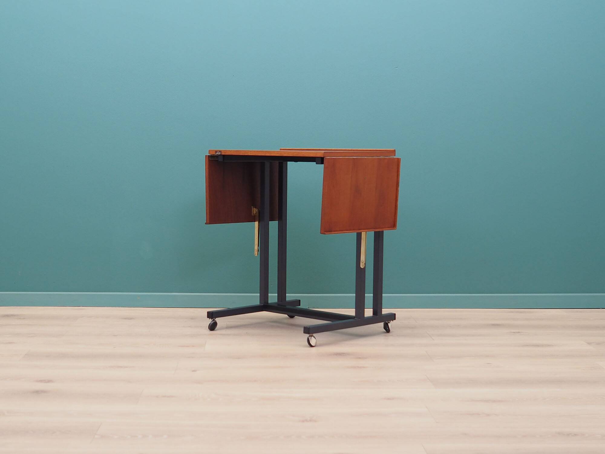 Trolley table, Danish design, 1970s, production: Labofa Møbler