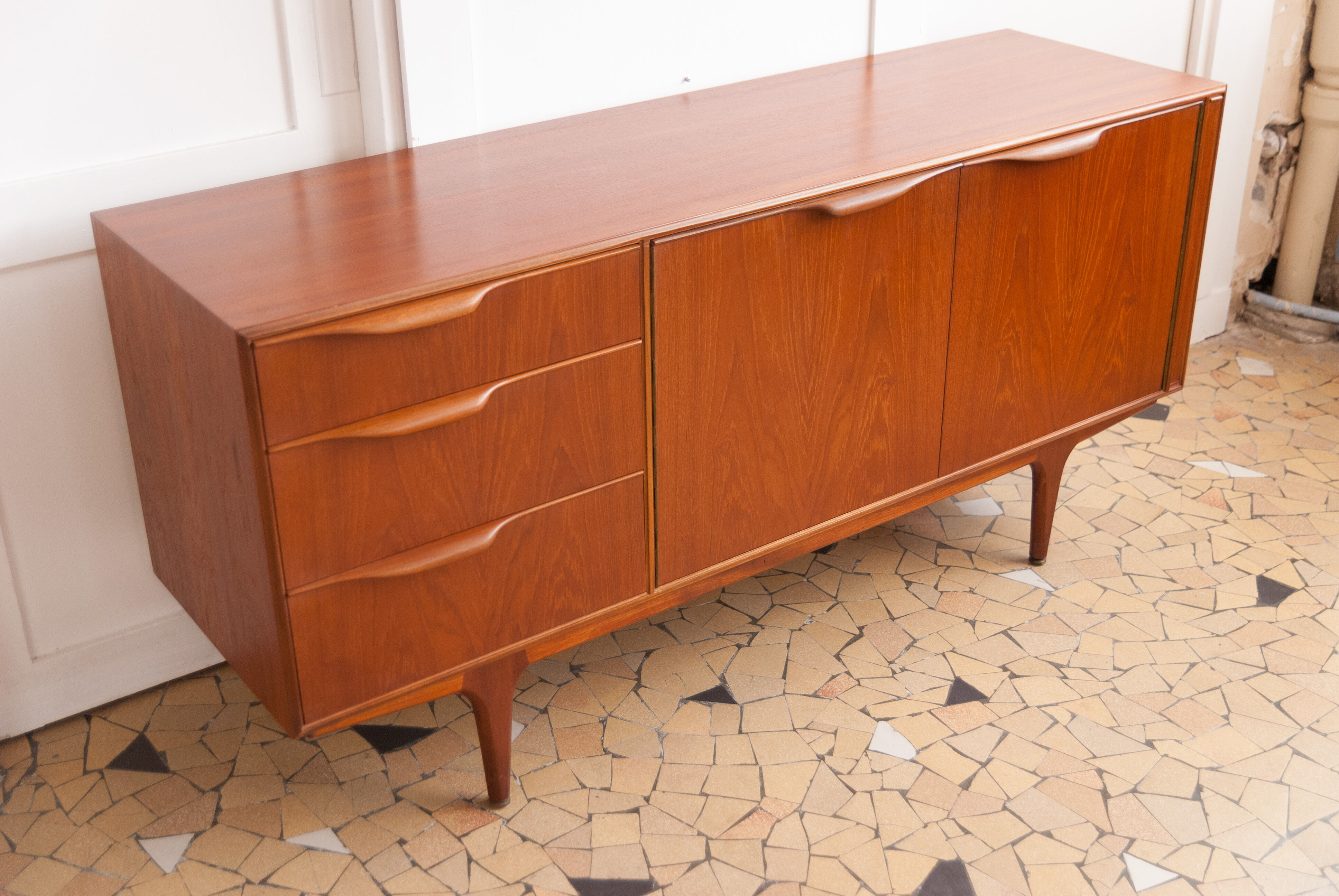 Enfilade McIntosh Dunvegan 156cm