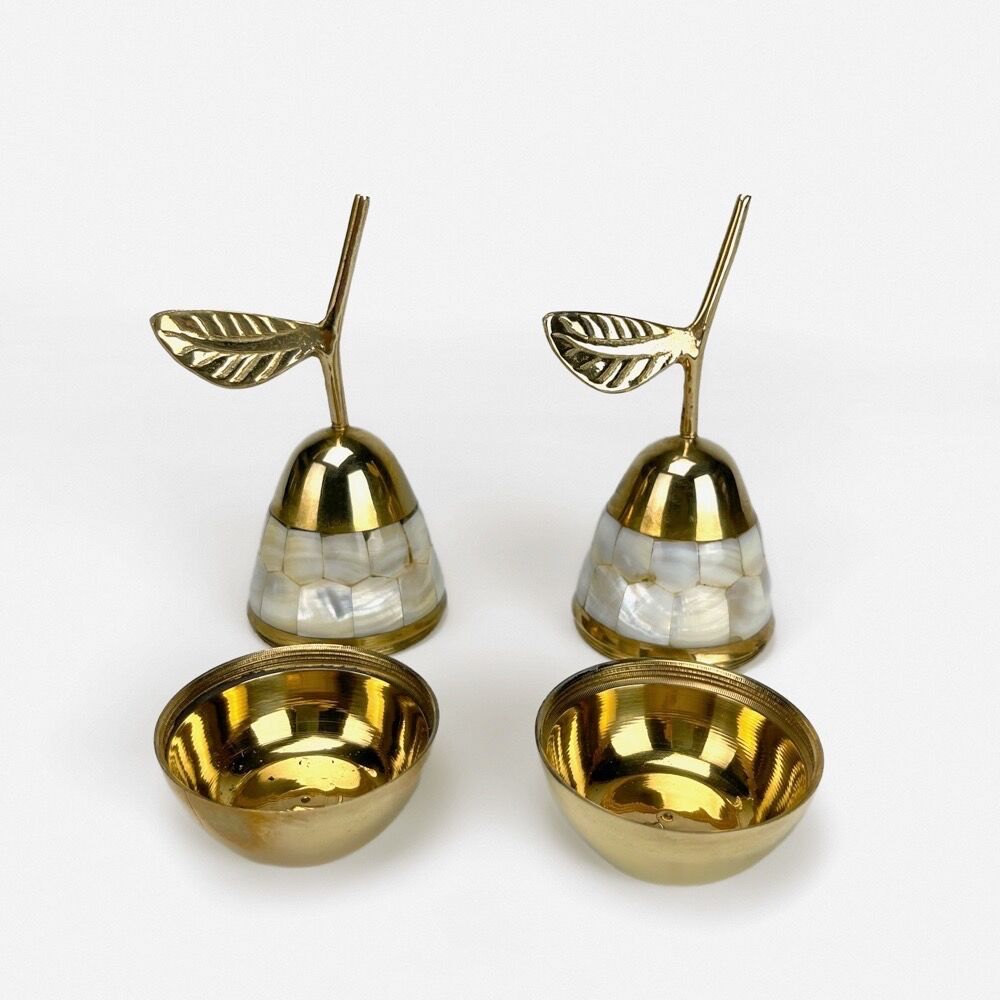 Duo of pear boxes in mother-of-pearl and brass 80s