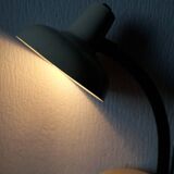 Desk lamp
