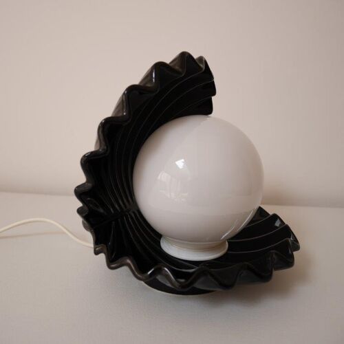 Lampe coquillage noire