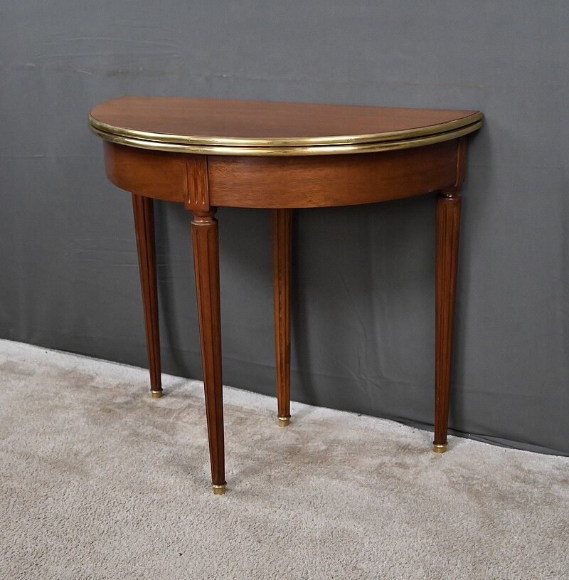 Table à jeux demi-lune en acajou, style Louis XVI – début XXe