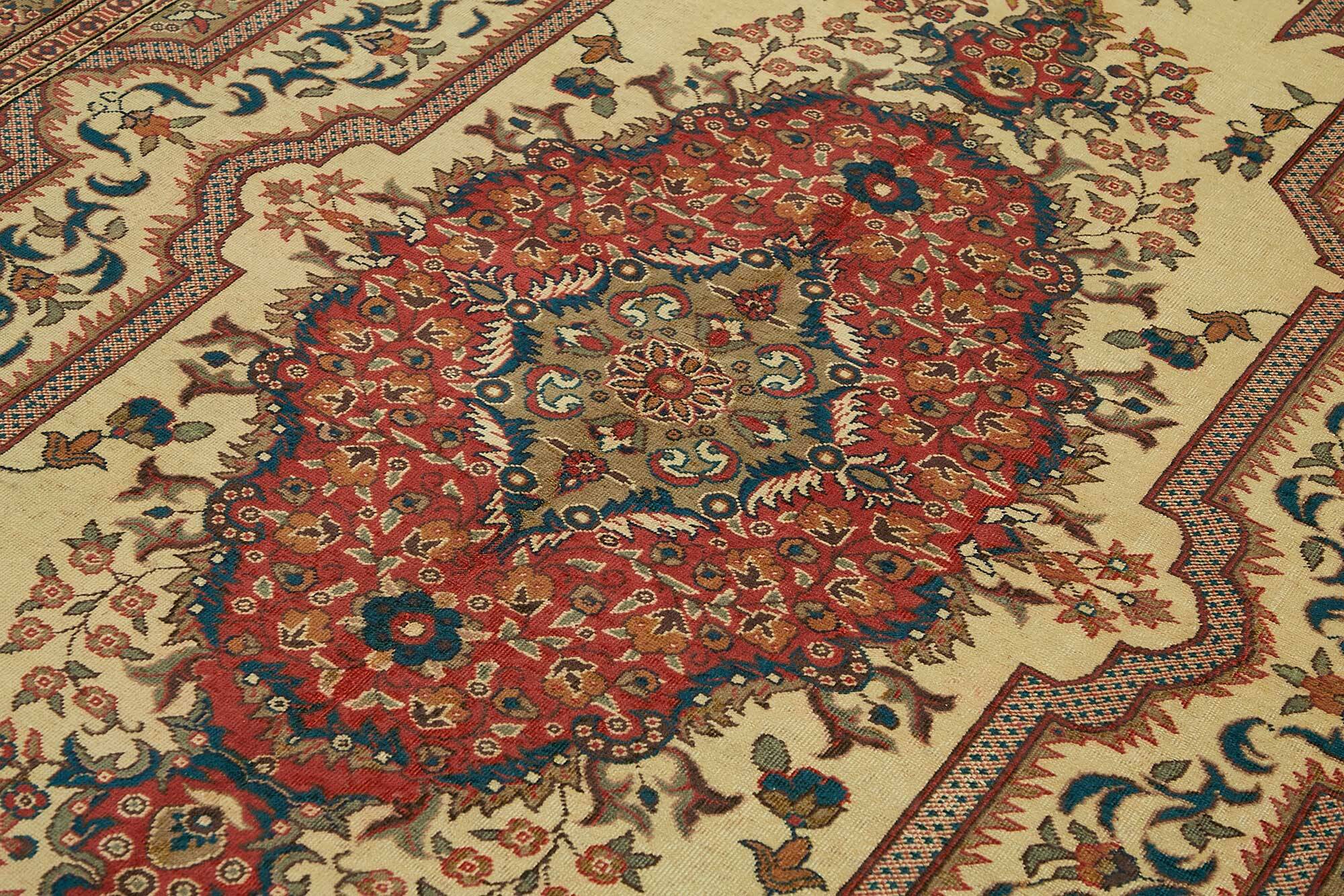 Turkish Wool Vintage Kayseri Rug 198 cm x 298 cm